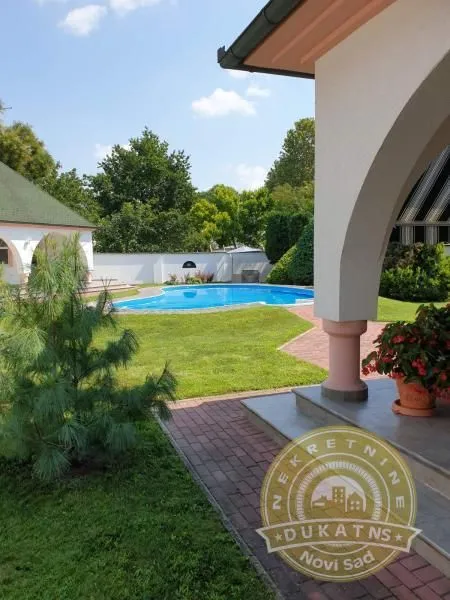 Prodaja, kuća, 420m², Kać, Novi Sad Sve Podlokacije