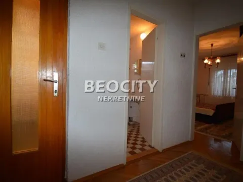 Prodaja, kuća, 220m², Sremčica, Beograd - image 10