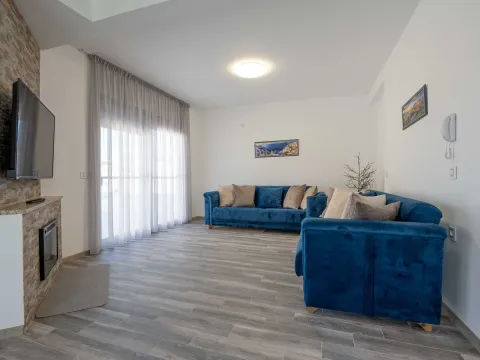 Prodaja, kuća, 272m², Utjeha, Bar - image 10