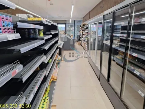 Izdavanje, poslovni prostor, 112m², Novi Beograd Blok 65, Novi Beograd Sve Podlokacije - image 2