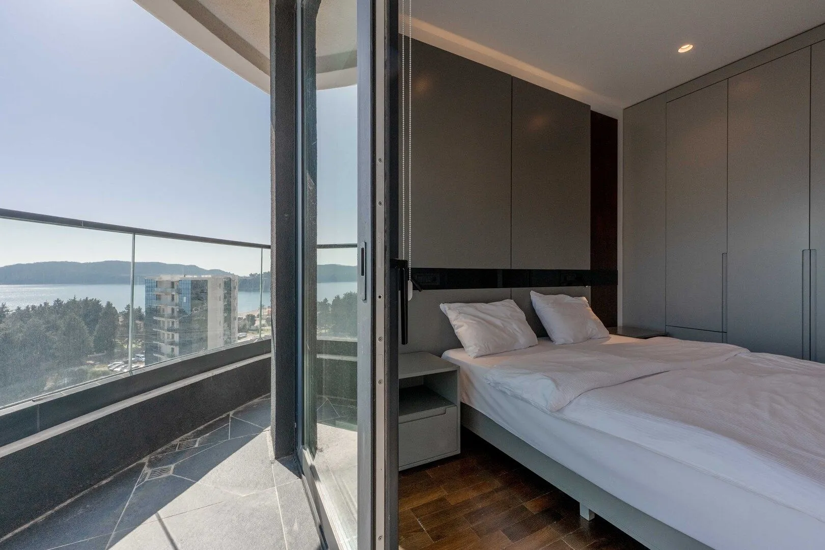Prodaja, dvosoban stan, 145m², Bečići, Budva