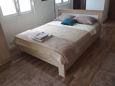 Rent, one bedroom apartment, 35m², Centar, Cetinje - image 10