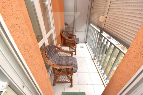 Rent, one bedroom apartment, 42m², Ljubović, Podgorica - image 10