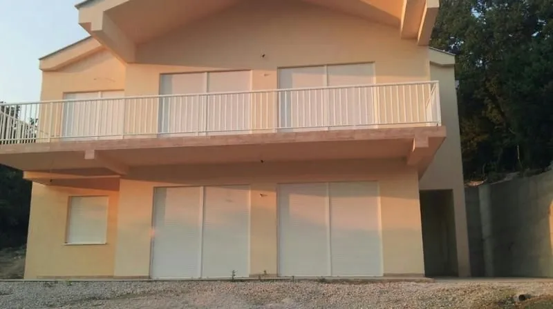 Sale, house, 225m², Mojdež, Herceg Novi