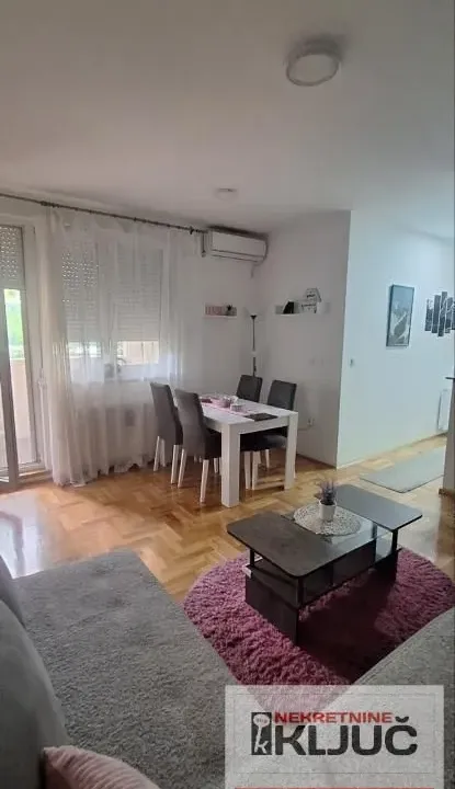 Prodaja, dvosoban stan, 50m², Nova Detelinara, Novi Sad Sve Podlokacije