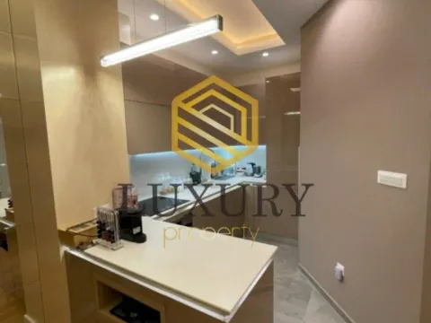 Izdavanje, dvosoban stan, 76m², Centar, Podgorica - image 3