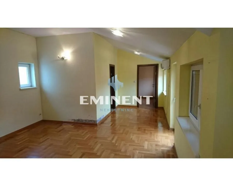 Rent, two bedroom apartment, 75m², Zemun Centar, Zemun Sve Podlokacije
