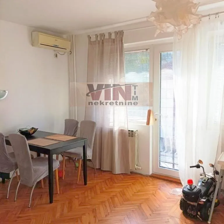 Sale, house, 150m², Severni Bulevar, Zvezdara Sve Podlokacije