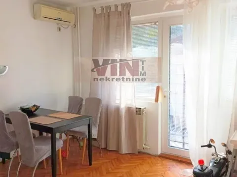 Prodaja, kuća, 150m², Severni Bulevar, Zvezdara Sve Podlokacije - image 2