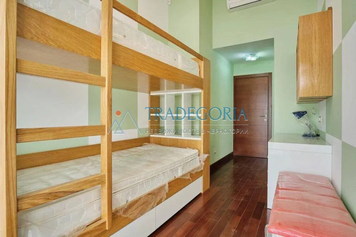 Prodaja, trosoban stan, 350m², Rafailovići, Budva