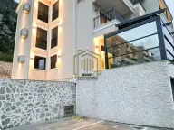 Rent, one bedroom apartment, 30m², Sveta Vrača, Kotor - image 1