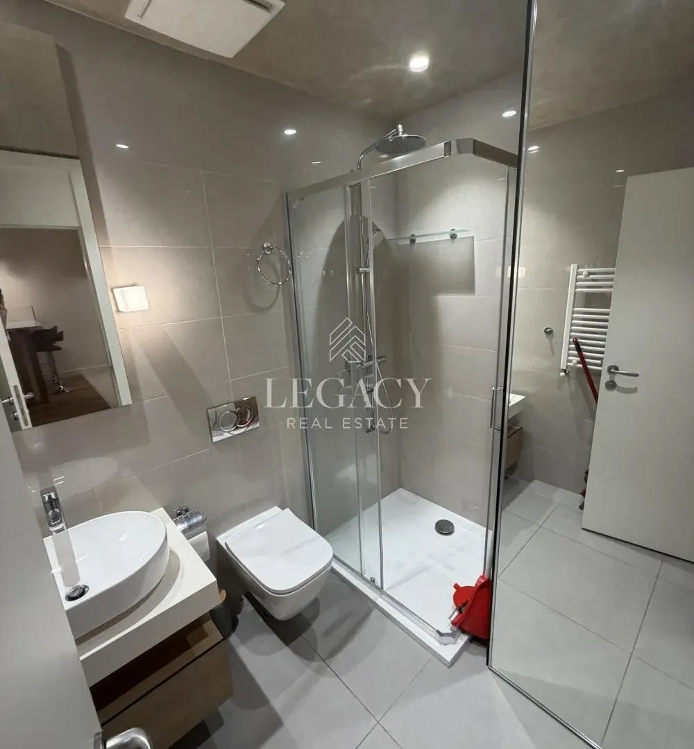 Rent, two bedroom apartment, 60m², Savski Venac, Beograd