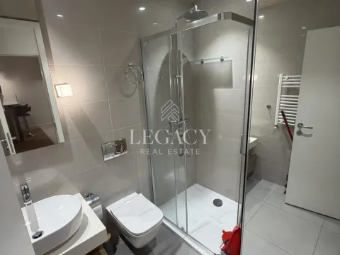 Rent, two bedroom apartment, 60m², Savski Venac, Beograd - image 4