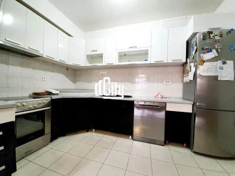 Izdavanje, dvosoban stan, 70m², City Kvart, Podgorica - image 9