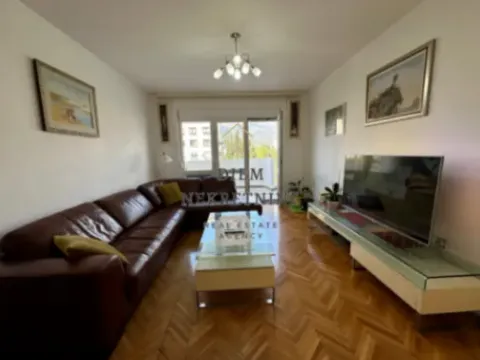 Prodaja, jednosoban stan, 63m², Centar, Bar - image 13