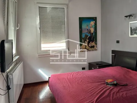 Sale, three bedroom apartment, 103m², Kalenić Pijaca, Vračar Sve Podlokacije - image 4