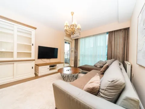 Izdavanje, dvosoban stan, 75m², Preko Morače, Podgorica - image 1