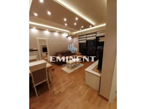 Rent, two bedroom apartment, 55m², Savski Venac, Beograd - image 2