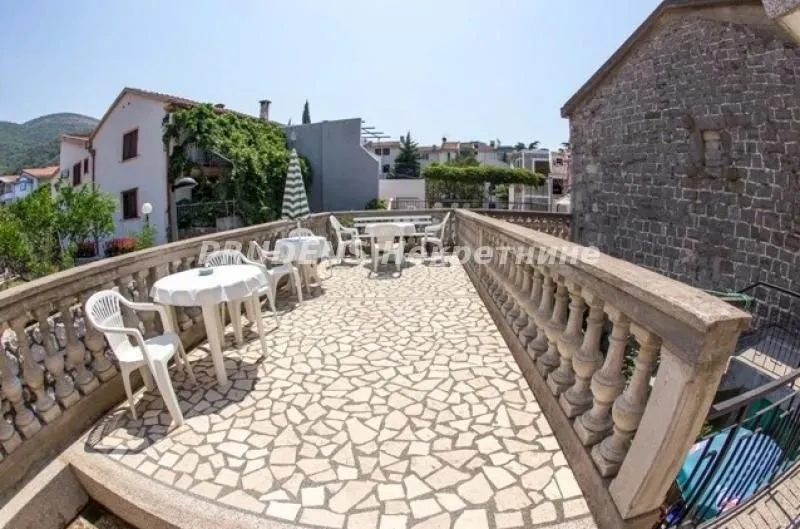 Sale, house, 210m², Bečići, Budva