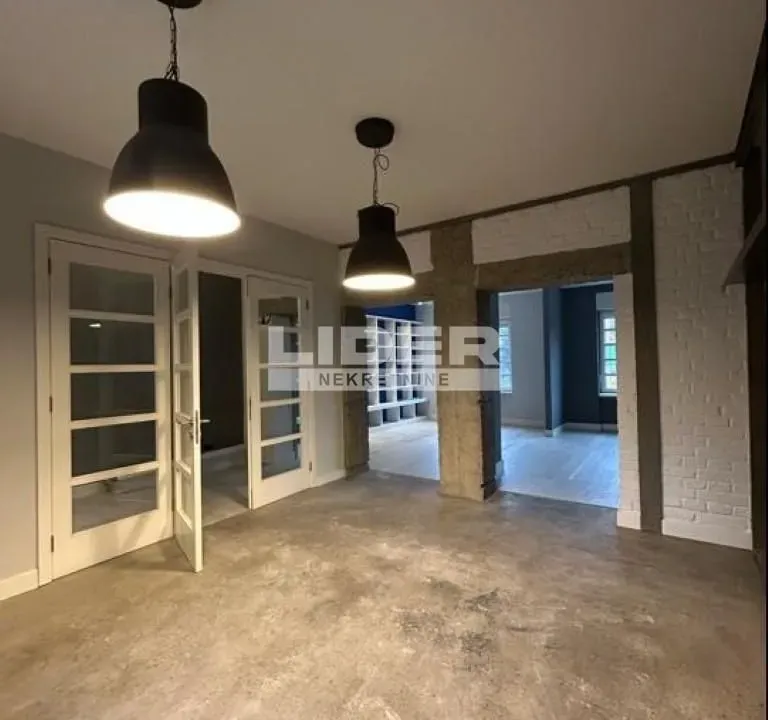 Rent, two bedroom apartment, 106m², Stari Grad, Beograd