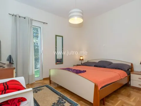 Izdavanje, kuća, 200m², Gorica, Danilovgrad - image 7