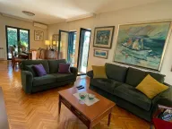 Prodaja, kuća, 293m², Stari Aerodrom, Podgorica - image 13