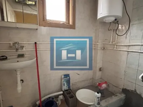 Prodaja, kuća, 194m², Ribare, Jagodina - image 49