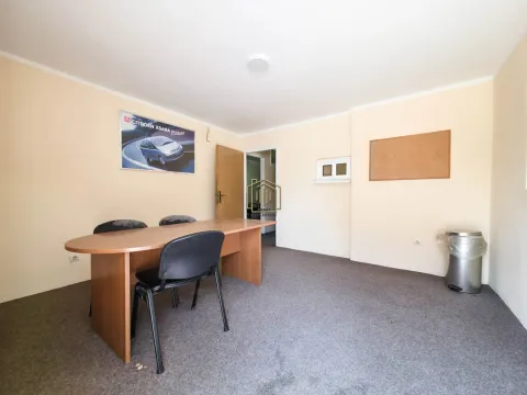 Rent, office space, 60m², Nikšić, Crna Gora - image 9