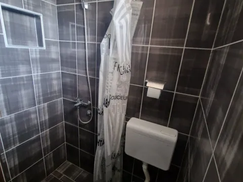 Izdavanje, kuća, Ibričevina, Podgorica - image 7