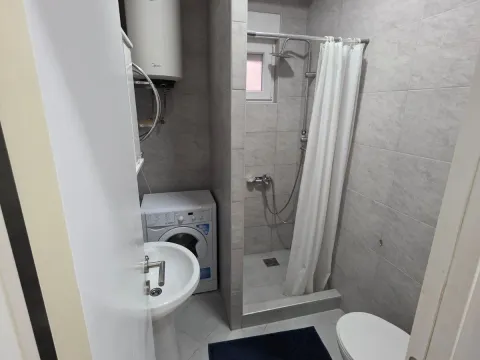 Izdavanje, jednosoban stan, 52m², Zabjelo, Podgorica - image 4