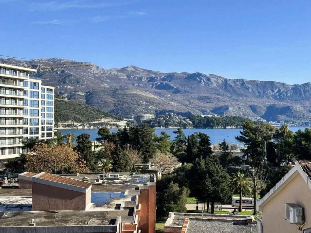Prodaja, jednosoban stan, 40m², Centar, Budva