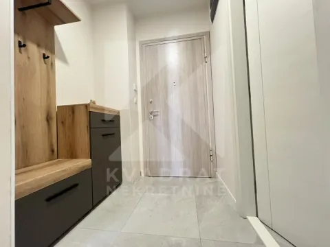 Rent, one bedroom apartment, 47m², Central Point, Podgorica - image 8