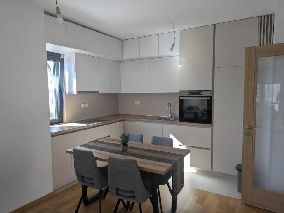 Izdavanje, jednosoban stan, 48m², New City, Podgorica