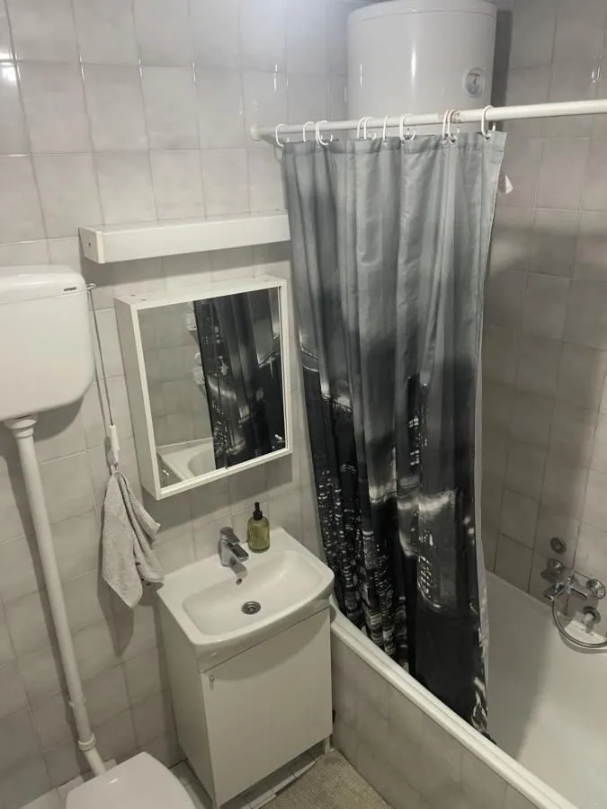 Prodaja, dvosoban stan, 57m², Bulevar Oslobodjenja, Novi Sad Sve Podlokacije