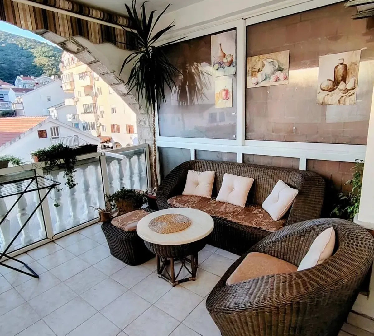 Rent, two bedroom apartment, 79m², Budva, Crna Gora