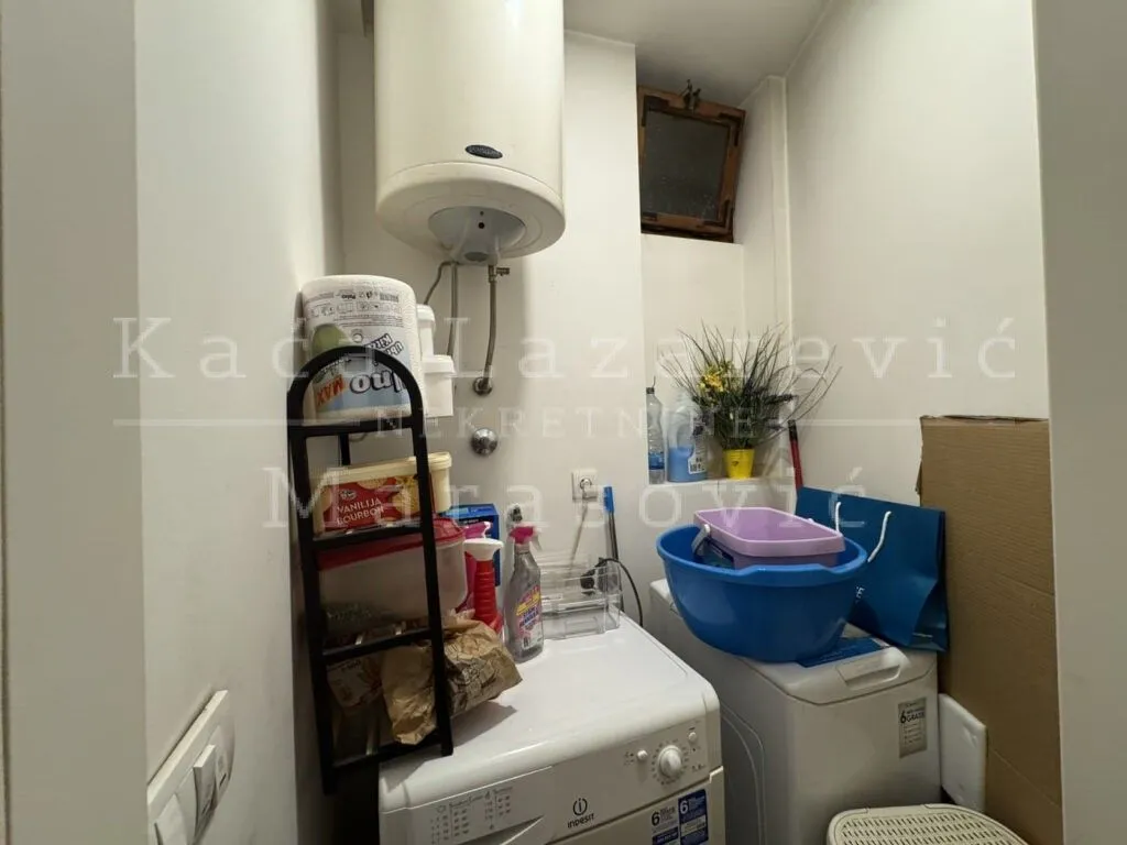 Prodaja, trosoban stan, 95m², Stari Grad, Beograd