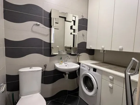 Izdavanje, stan, 82m², Tivat, Crna Gora - image 10