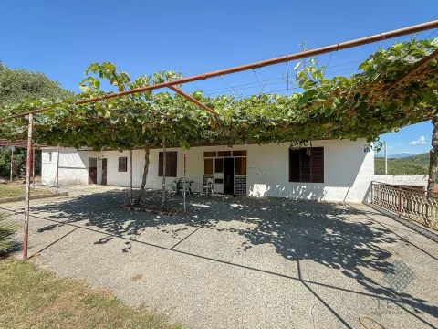 Sale, house, 112m², Beri, Podgorica - image 5