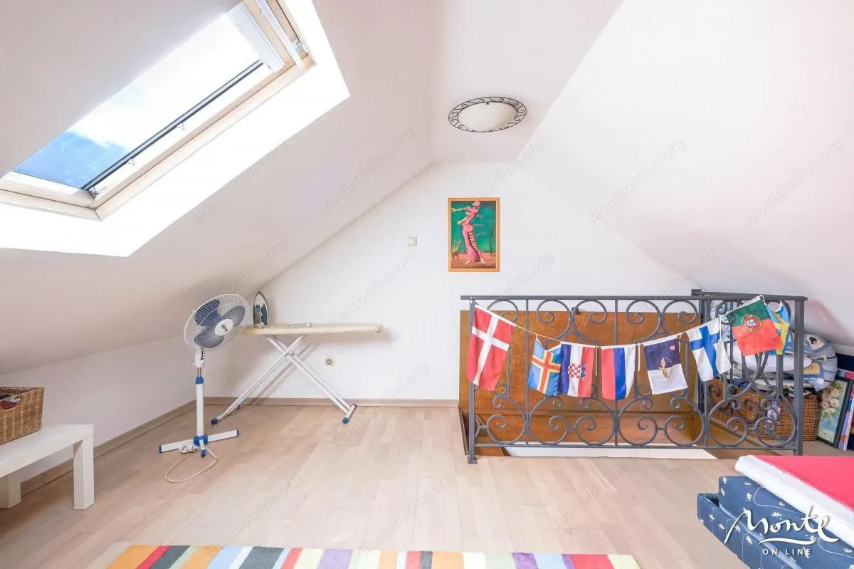 Sale, three bedroom apartment, 80m², Prčanj, Kotor