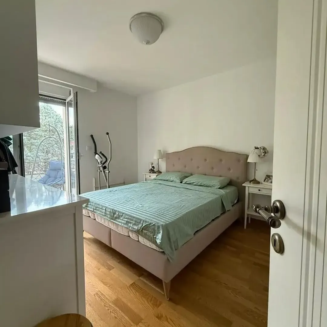 Prodaja, trosoban stan, 68m², Centar, Podgorica