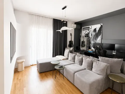Izdavanje, jednosoban stan, 50m², City Kvart, Podgorica - image 9