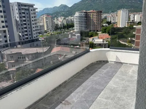 Sale, one bedroom apartment, 59m², Centar, Bar - image 8