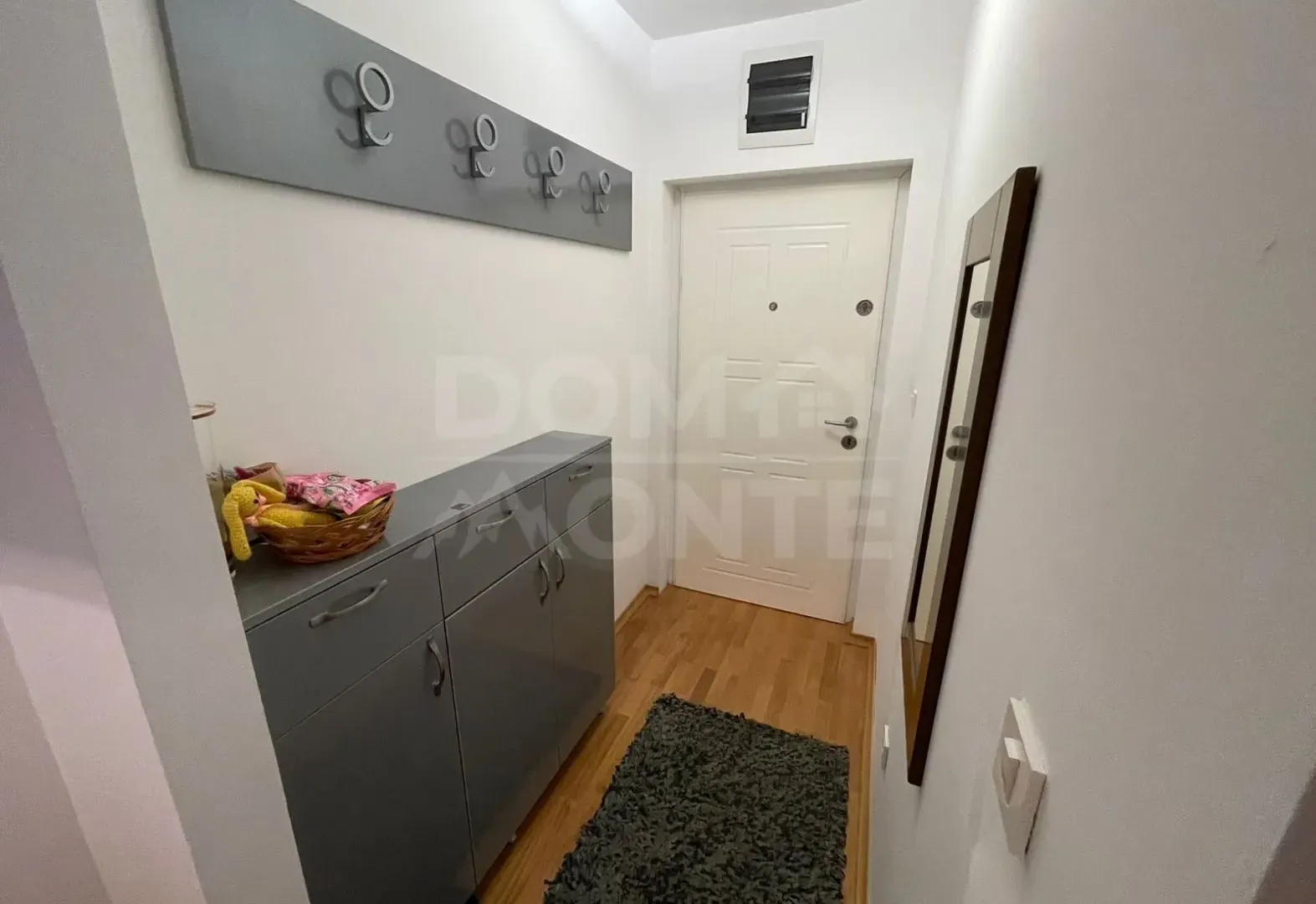 Rent, two bedroom apartment, 70m², Tivat, Crna Gora