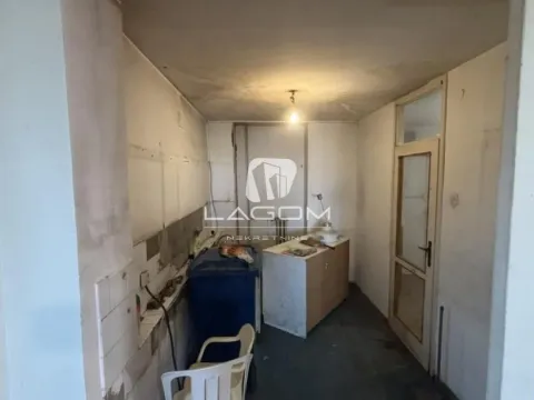 Sale, three bedroom apartment, 110m², Novi Beograd Blok 62, Novi Beograd Sve Podlokacije - image 13