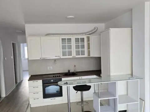 Rent, three bedroom apartment, 104m², Sajmište, Novi Sad - image 3