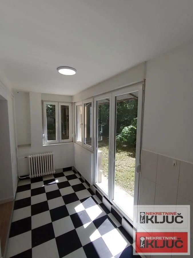 Prodaja, jednosoban stan, 36m², Centar, Novi Sad