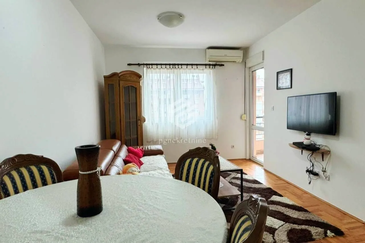 Prodaja, jednosoban stan, 43m², Stari Aerodrom, Podgorica