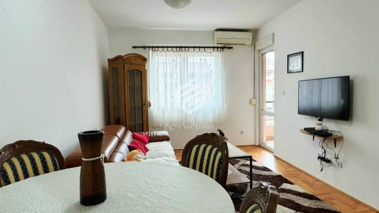 Sale, one bedroom apartment, 43m², Stari Aerodrom, Podgorica