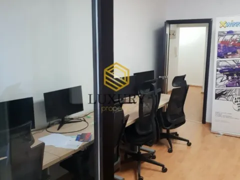 Izdavanje, poslovni prostor, 78m², Preko Morače, Podgorica - image 8