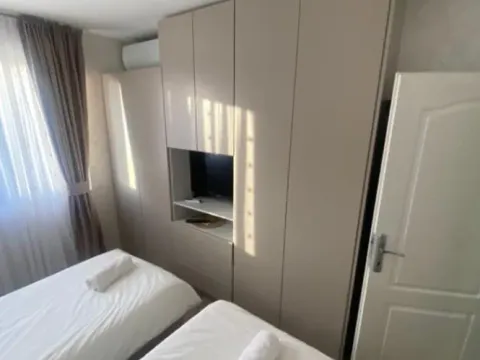 Izdavanje, dvosoban stan, 80m², Pržno, Budva - image 6